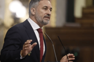 Abascal acusa a Sánchez de «sumisión» ante Marruecos por la crisis de Ceuta