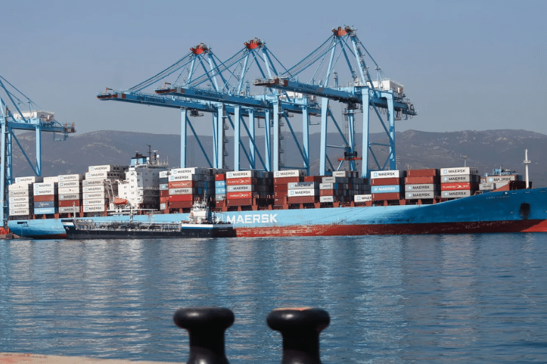 Algeciras invierte 20 millones para recibir megabuques y reforzar su batalla portuaria Algeciras invierte 20 millones para recibir megabuques
