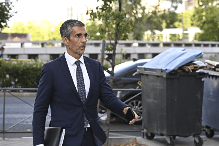 Begoña Gómez pide el archivo mientras Peinado deja la causa a un paso del juicio Begoña Gómez pide el archivo mientras Peinado deja la causa a un paso del juicio