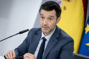 Bustinduy exige llevar ya al Congreso el decreto de vivienda