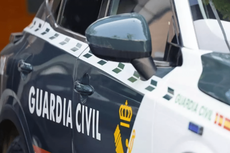 Detenida en Burriana por robar 20 000 euros y joyas en la casa que la acogió Detenida en Burriana por robar 20 000 euros