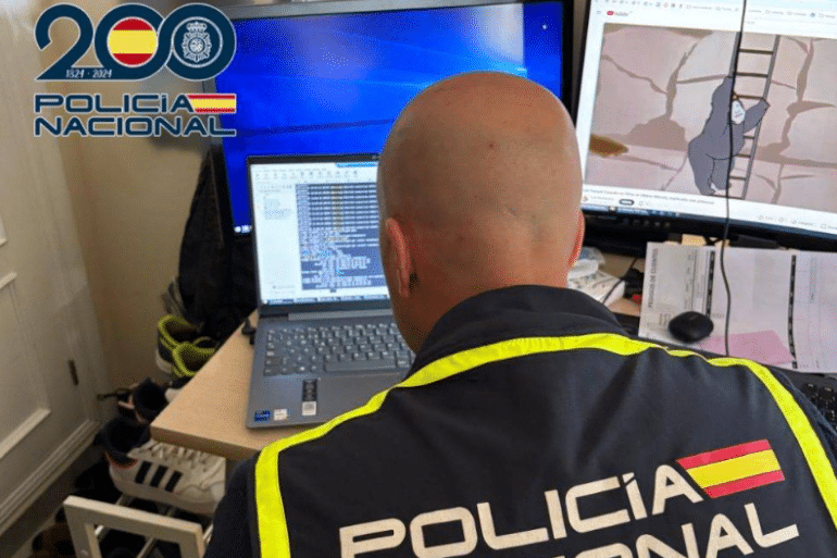 Detenido un detective por poner un GPS al coche de un trabajador de baja Detenido un detective por poner un GPS al coche de un trabajador