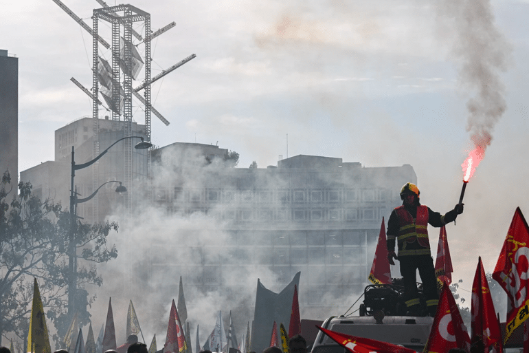 Francia afronta una jornada de tensión con 440 detenidos