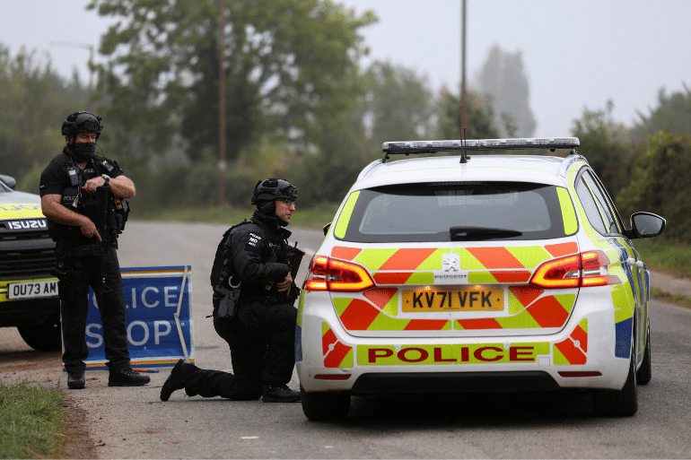Uno de los detenidos cerca de la base británica de Fairford llamó a la Policía antes de ser arrestado