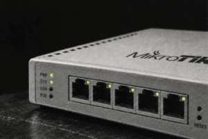 MikroTik alerta de ataques activos contra routers