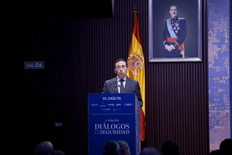 Transparencia obliga a Exteriores a revelar las nacionalidades concedidas por la Ley de Nietos Transparencia obliga a Exteriores a revelar las nacionalidades concedidas