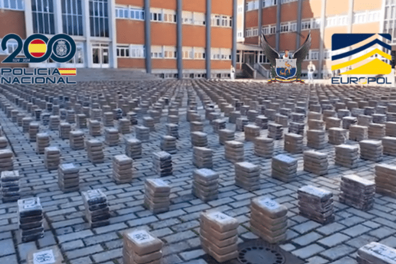 Cae una red narco vinculada a 42,5 toneladas de cocaína Cae una red narco vinculada a 42,5 toneladas de cocaína