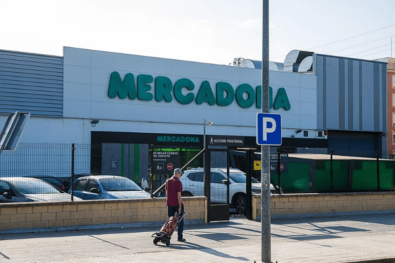 Mercadona cierra más de 800 supermercados este lunes 2 de noviembre