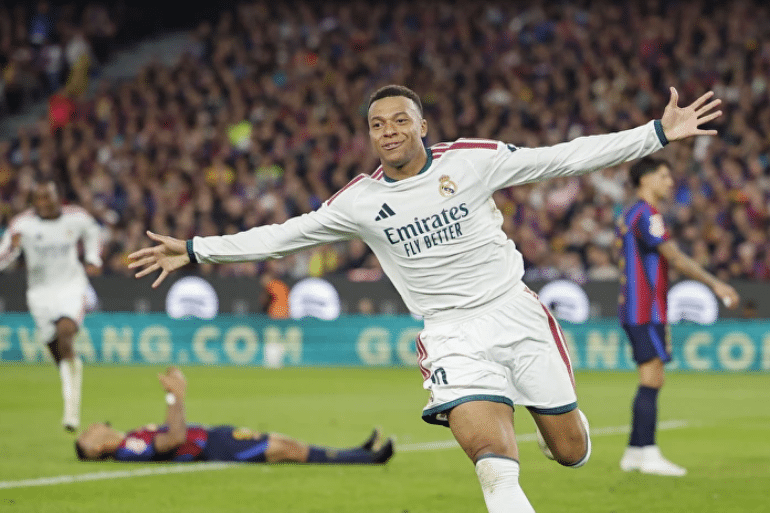 Mbappé tumba al Barça en el Camp Nou y reactiva la Liga