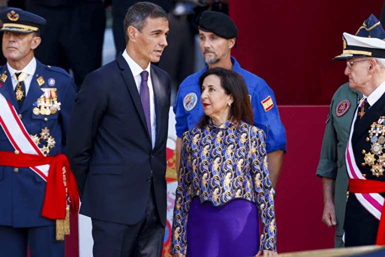 Sánchez coloca a Margarita Robles como número dos del PSOE por Madrid