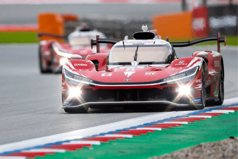 Toyota conquista el título del WEC en Barcelona con un doblete