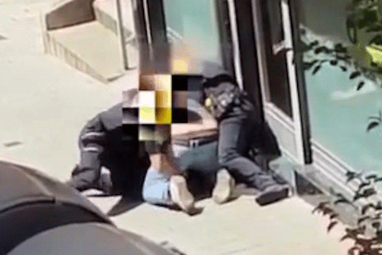El vídeo que pone en cuestión la actuación policial antes de la muerte de Ander en Santurtzi